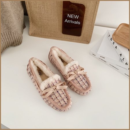 Chanel Home Gold Ribbon Bow Houndstooth Loafers