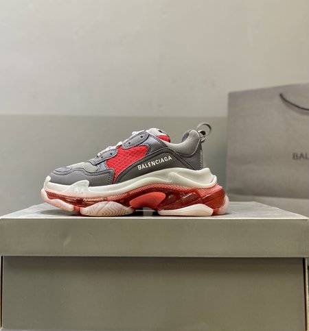 Balenciaga TriPle S Cushioned Retro Sneakers