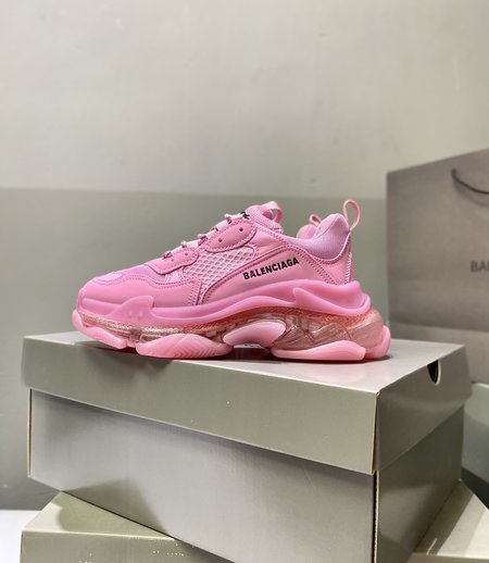 Balenciaga TriPle S Cushioned Retro Sneakers