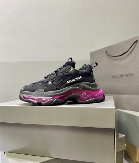 Balenciaga TriPle S Cushioned Retro Sneakers