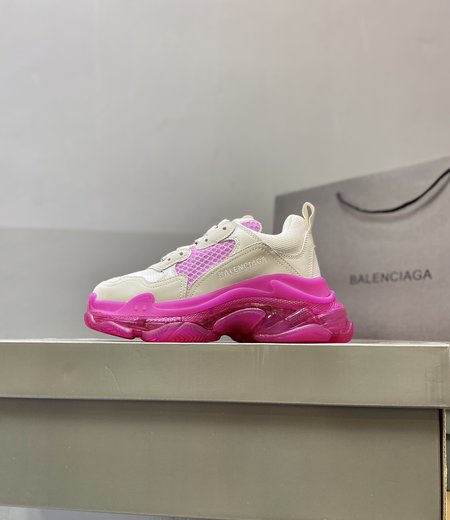 Balenciaga TriPle S Cushioned Retro Sneakers