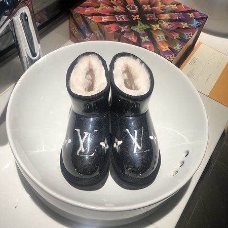 Louis Vuitton Snow boots pvc+wool