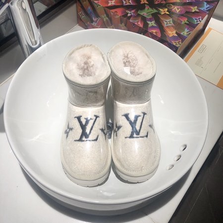 Louis Vuitton Snow boots pvc+wool