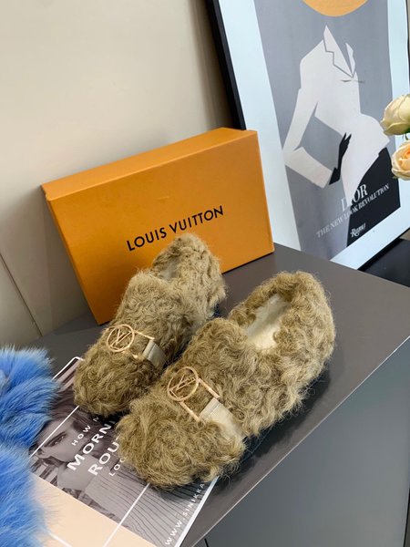 Louis Vuitton Fur Lady Shoes