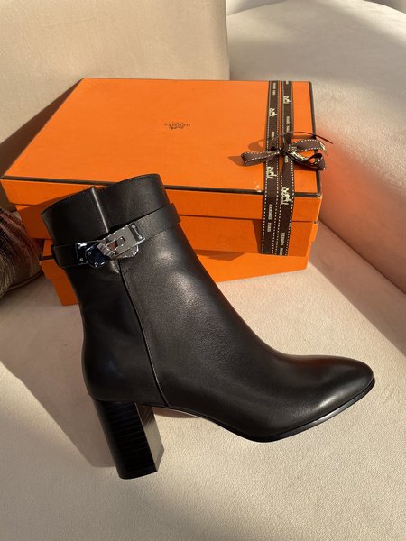 Hermes Kelly boots top calfskin material