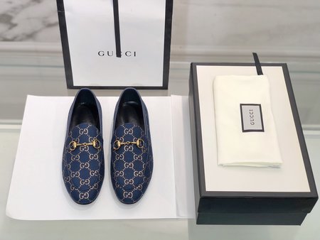 Gucci Classic horsebit loafers