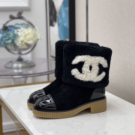 Chanel CC Logo short boots wool snow boots