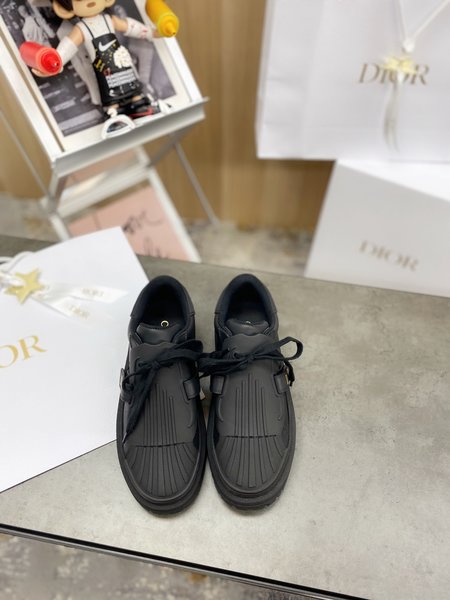 Dior Shell toe casual shoes