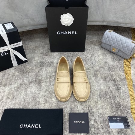 Chanel Classic vintage design leather shoes