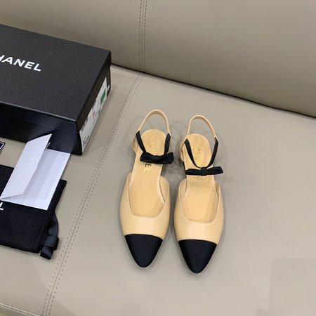 Chanel Back empty sandals