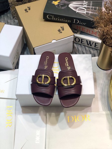 Dior CD three-dimensional letter logo flat hollow sandals