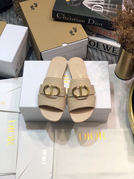 Dior CD three-dimensional letter logo flat hollow sandals