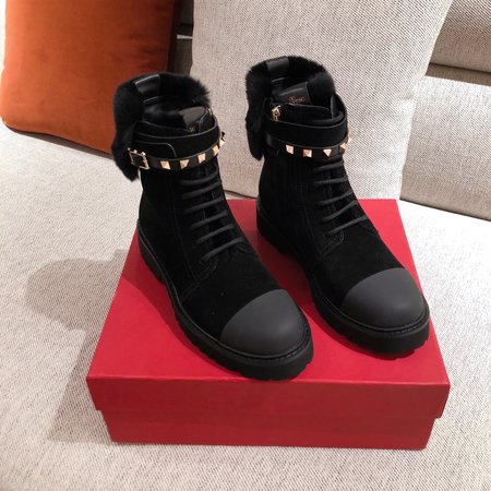 Valentino Short boots classic boots + retro design