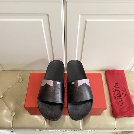 Valentino Camouflage slippers with rubber sole