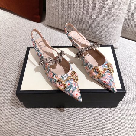 Gucci 3D embroidered GG flat chain sandals