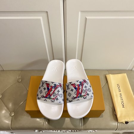 Louis Vuitton Slippers for couples