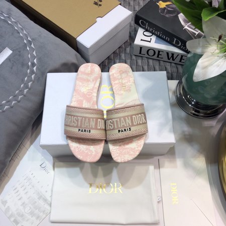 Dior DWAY Flip-Flops CD Letter Logo Embroidered Flat Sandals