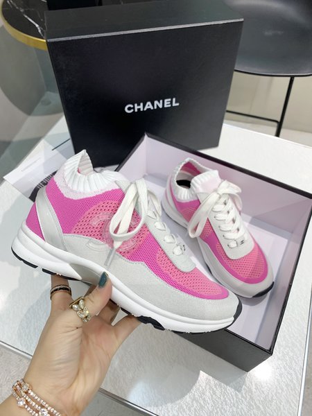 Chanel CC Logo sneakers