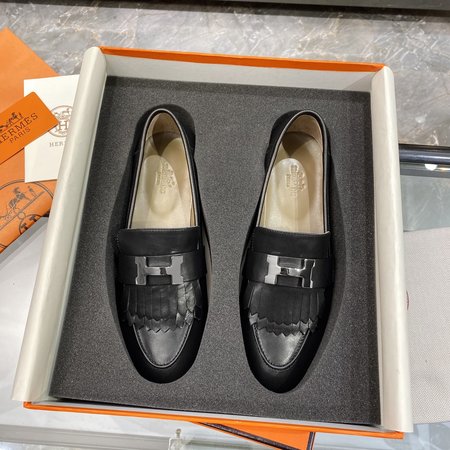 Hermes H buckle tassel loafers