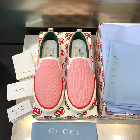 Gucci x Disney Tennis 1977 loafers canvas shoes