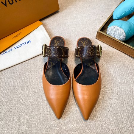 Louis Vuitton Sheepskin flat shoes slippers