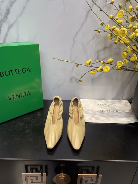 Bottega Veneta Witch cowhide Pumps series