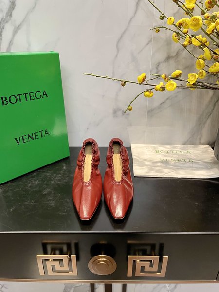 Bottega Veneta Witch cowhide Pumps series