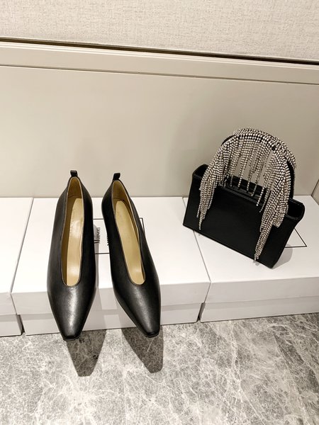 Bottega Veneta Classic style sheepskin Pumps