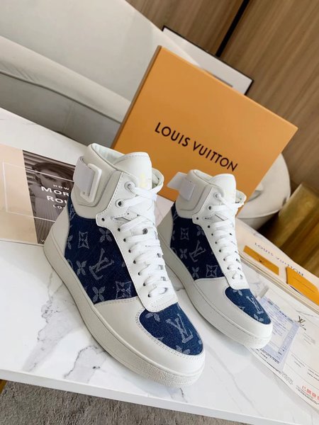 Louis Vuitton silk cow stitching sneakers