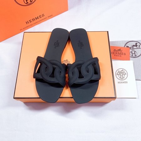 Hermes Aloha sandals