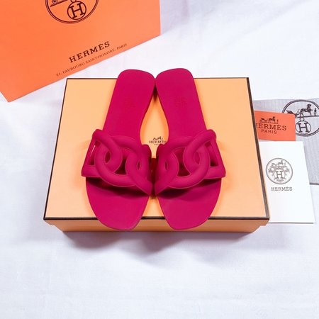 Hermes Aloha sandals