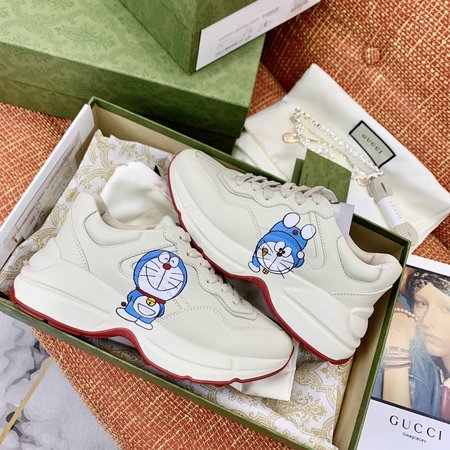 Gucci Doraemon casual sneakers