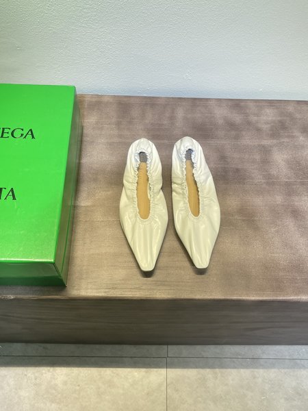 Bottega Veneta Classic style sheepskin Pumps