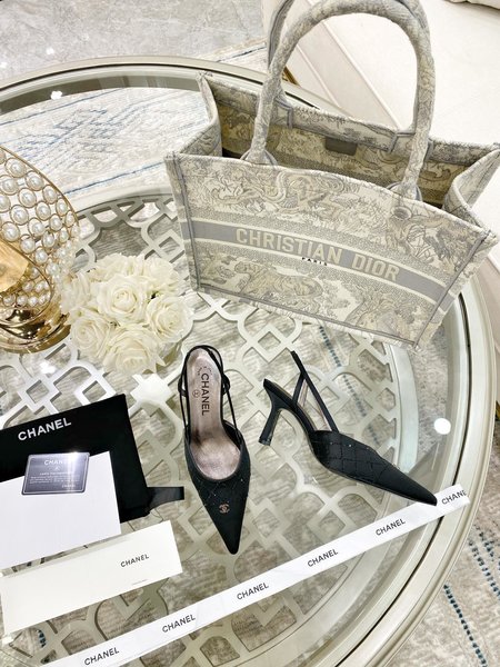 Chanel Vintage diamond pointed high heels