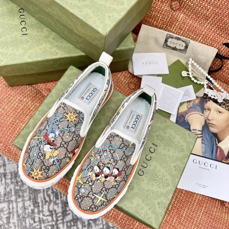 Gucci 1977 series retro embroidered canvas casual shoes