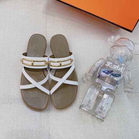 Hermes Claire Flat Roman Sandals