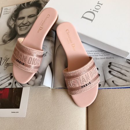 Dior CD embroidered letter slippers thick heel series