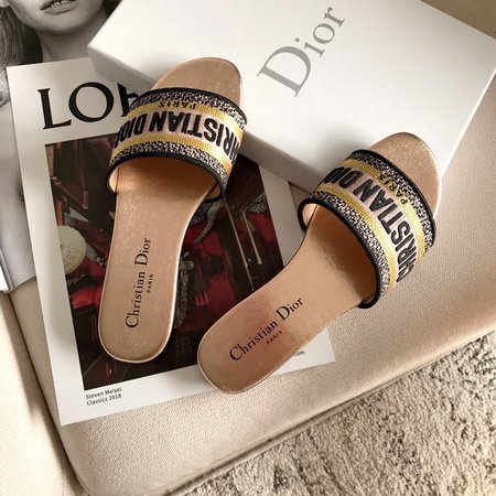 Dior CD embroidered letter slippers thick heel series