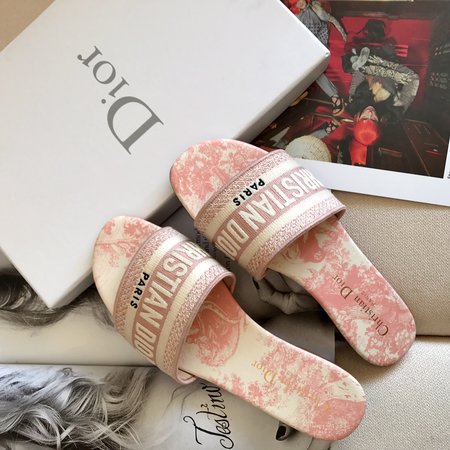 Dior CD embroidered letter slippers thick heel series