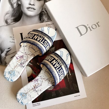 Dior CD embroidered letter slippers thick heel series