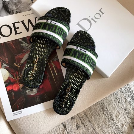 Dior CD embroidered letter slippers thick heel series