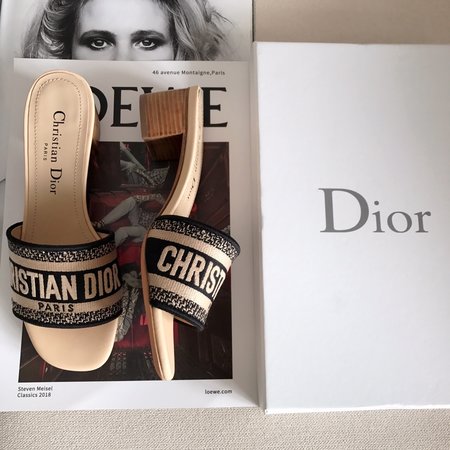 Dior CD embroidered letter slippers thick heel series