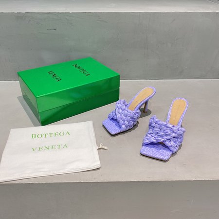 Bottega Veneta Woven style slippers