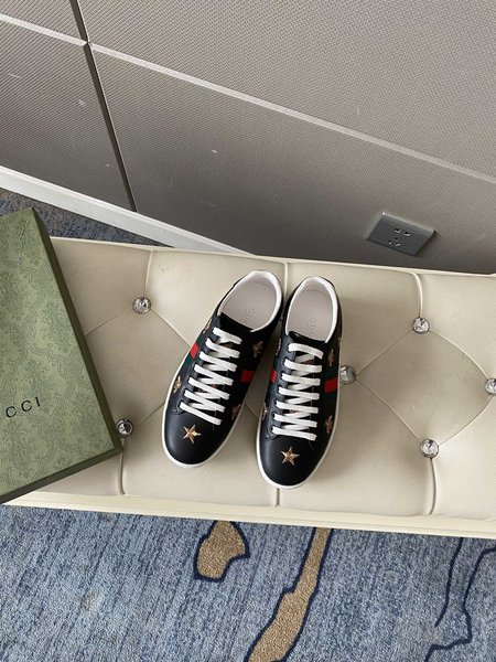 Gucci Lace-up casual shoes sneakers