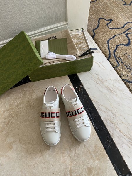 Gucci Lace-up casual shoes sneakers