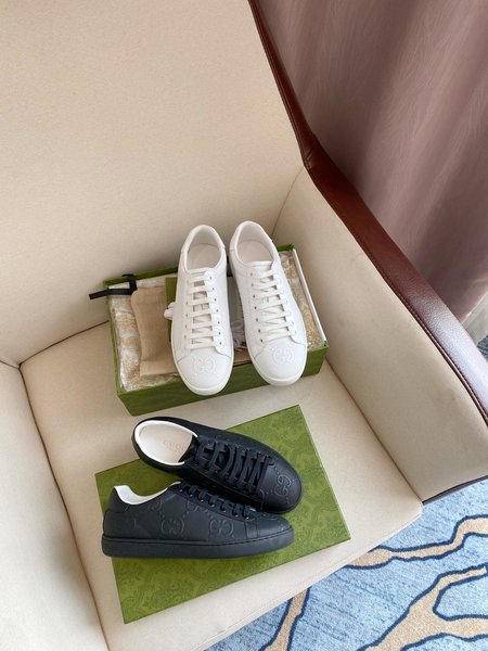 Gucci Lace-up casual shoes sneakers