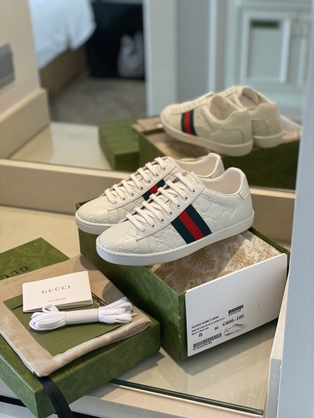 Gucci Lace-up casual shoes sneakers