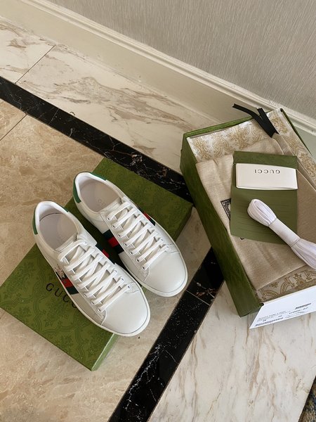 Gucci Lace-up casual shoes sneakers