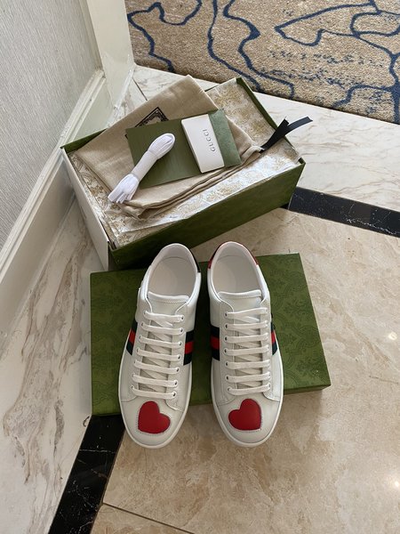 Gucci Lace-up casual shoes sneakers