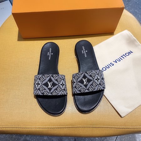 Louis Vuitton Monogram slippers